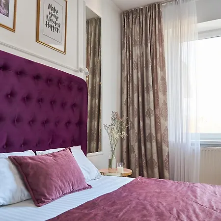 Lux Apartment Мукачево Экстерьер фото
